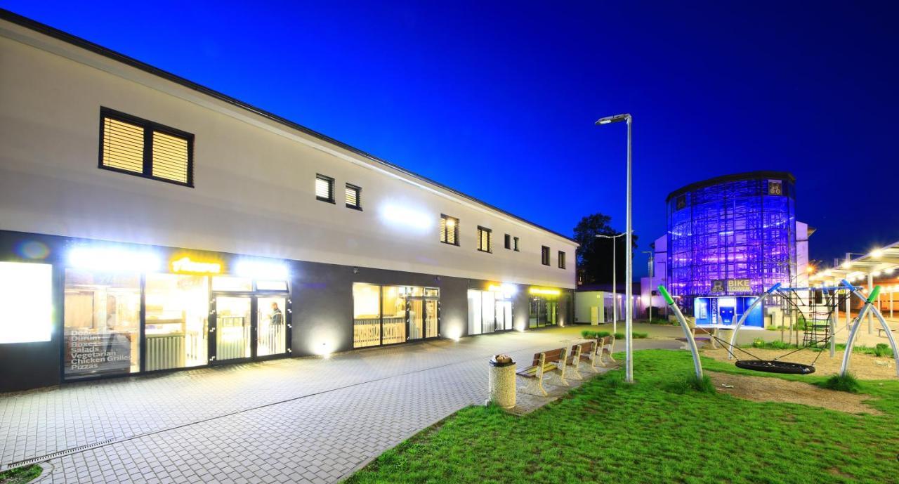 Apartmany Aswa Breclav Exterior photo